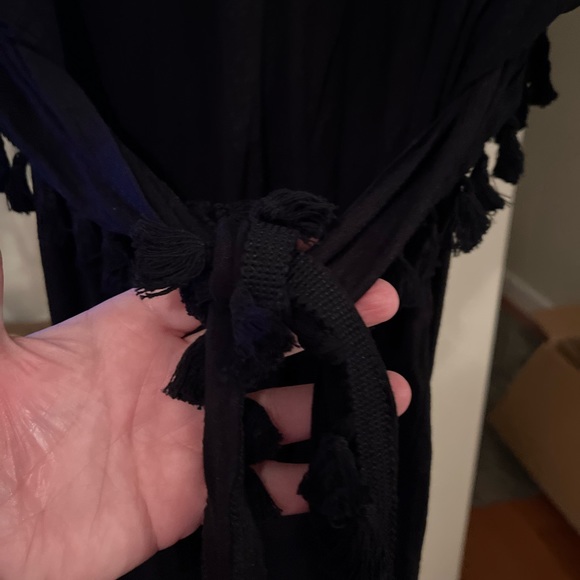 NWT KISCHE M Black tunic w/tassels and layered top, ties in back, dolman sleeve - Picture 4 of 7